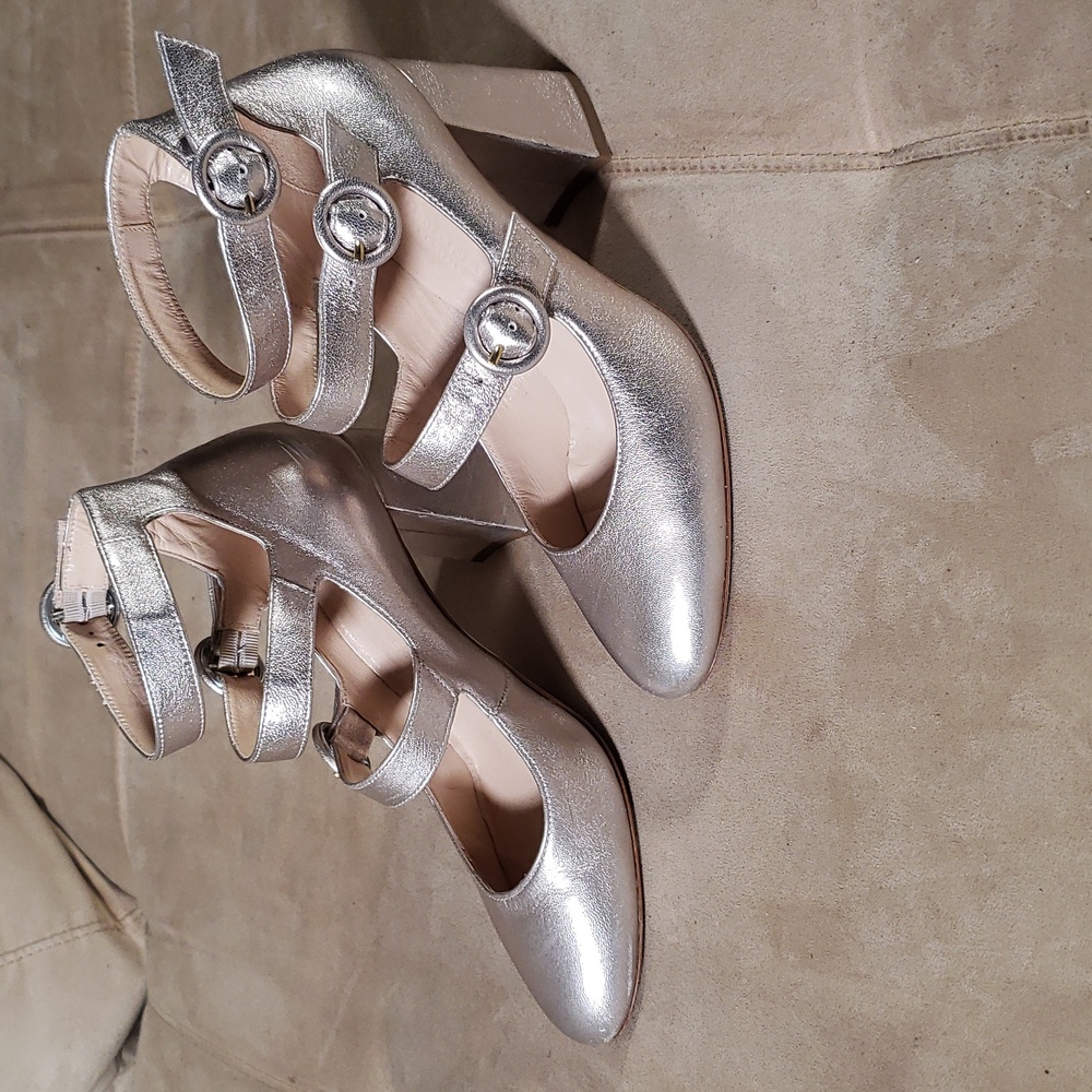 Club Monaco pewter leather shoes